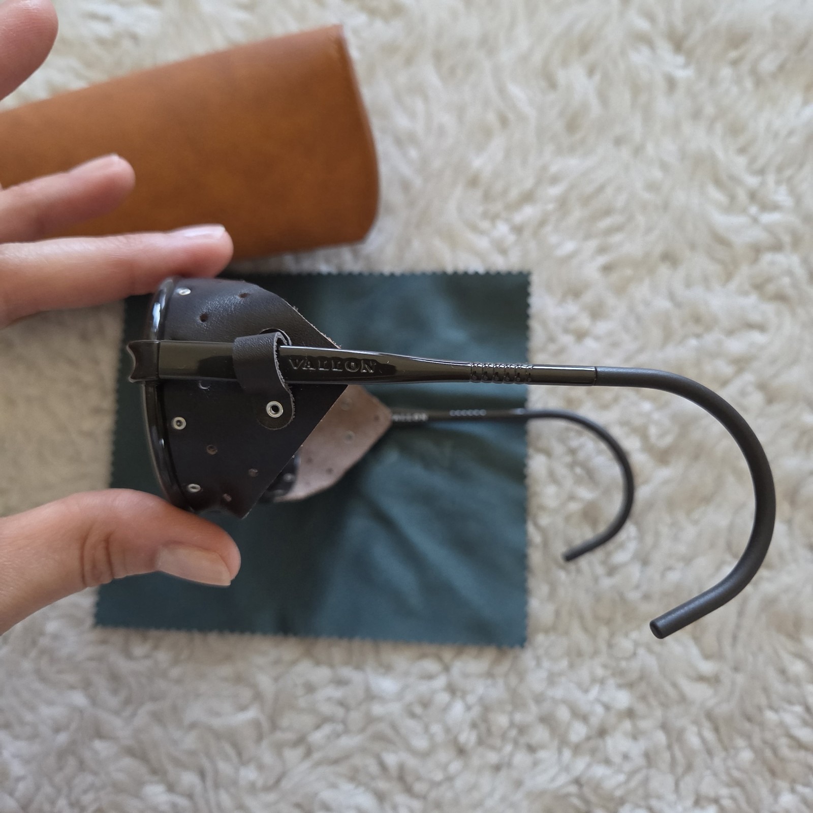 Vallon Heron Mountain Sunglasses Side Shield Unisex Brown — image 6 of 8